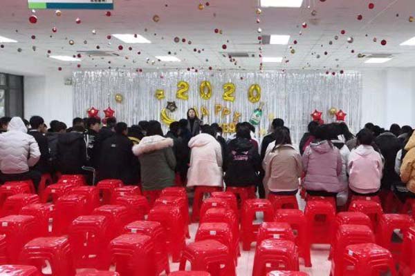 江苏斯普瑞涂装开展庆元旦迎新年活动
